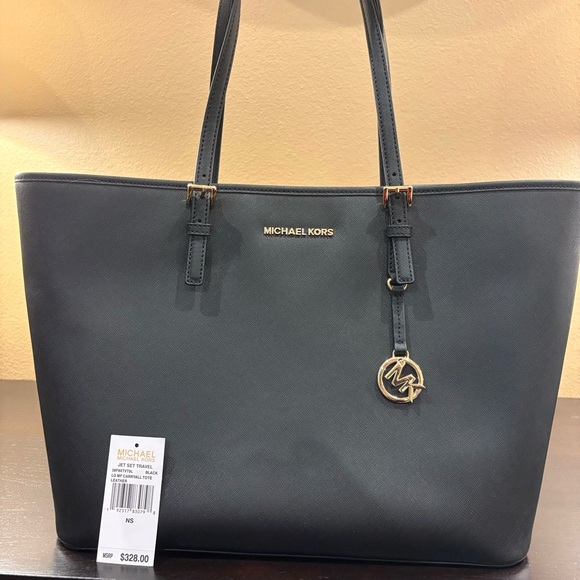 MICHAEL Michael Kors Handbags - Michael Kors Large Jet Set Tote